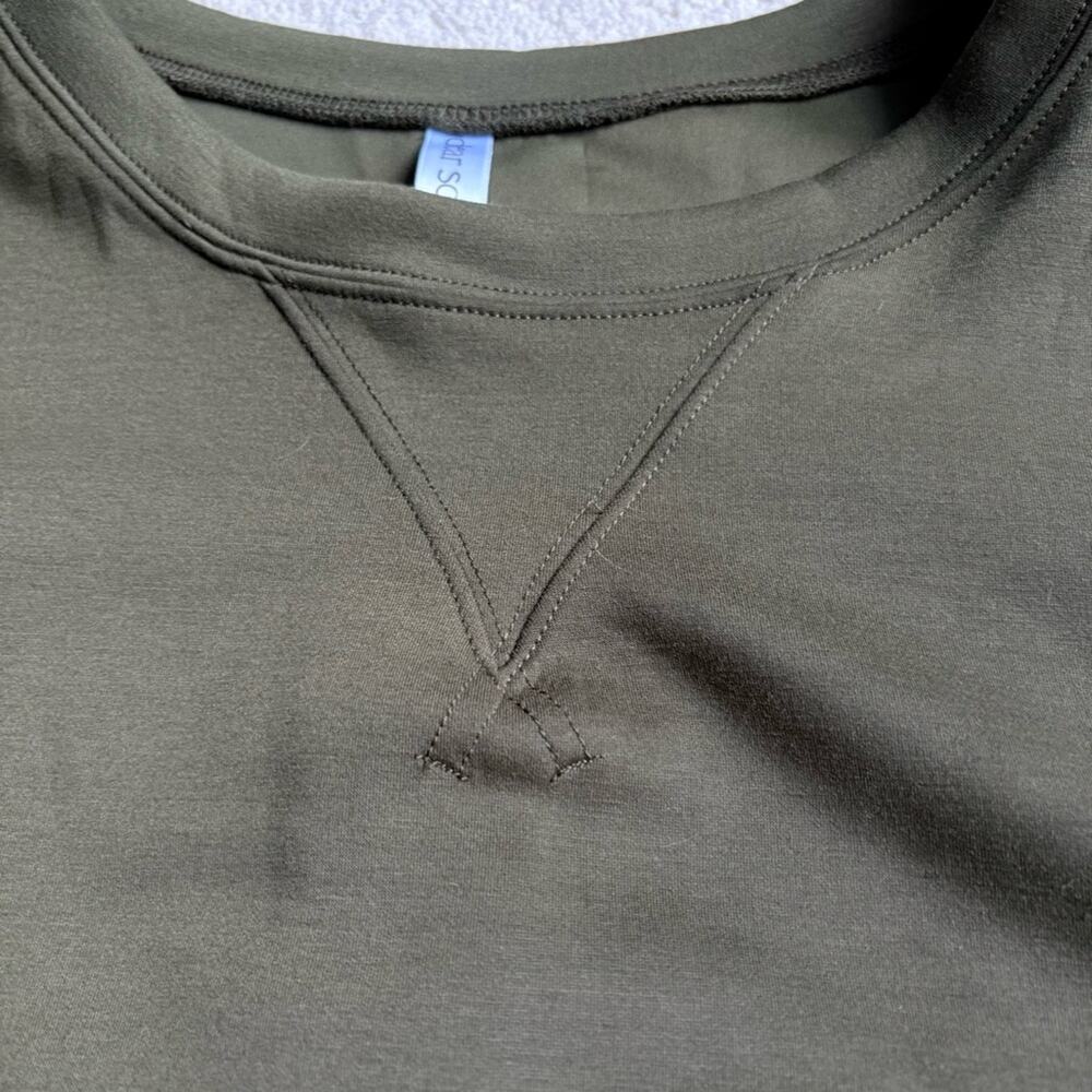Dear Scarlett Green Classic Crewneck Sweater - Picture 4 of 5